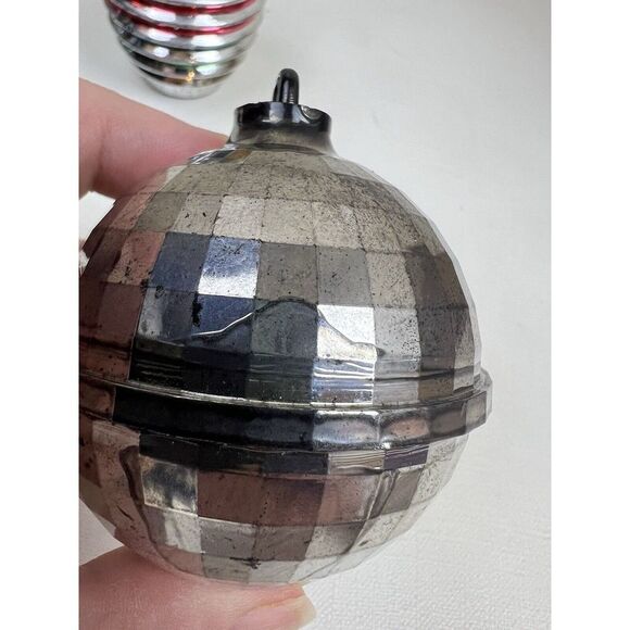 Vtg Bradford Silver Striped Lantern‎ Barrel Disco Ball Christmas Ornaments BX1-2 - Picture 8 of 13